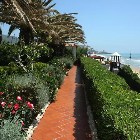 Hotel La Nave *