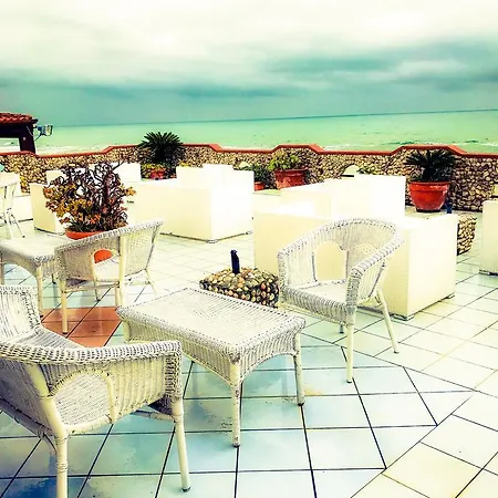 Hotell La Nave *
